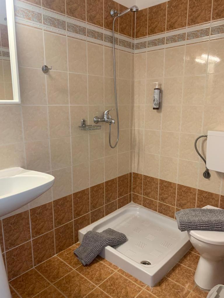 Nisaki Mathraki B&B Экстерьер фото